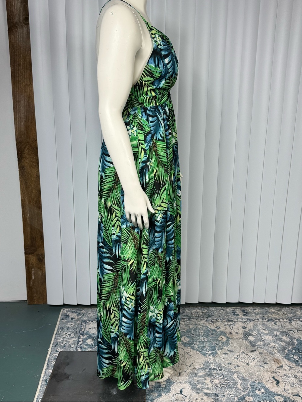 HYFVE Green Tropical Leaf Print Crisscross Back Maxi Dress Size L - Picture 4 of 16